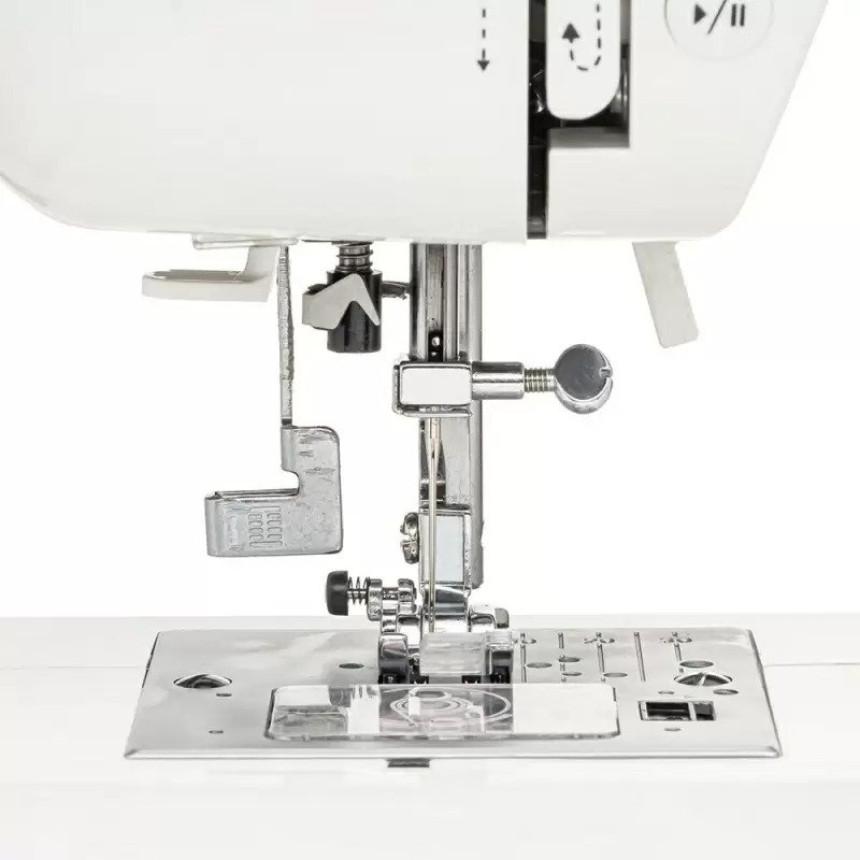 Швейна машина Janome iSEW R200